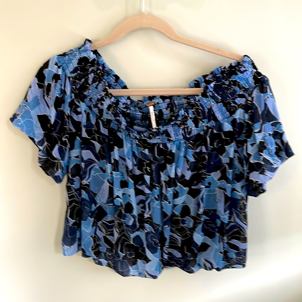 BRAND NEW FREE PEOPLE NO SHOULDER TOP